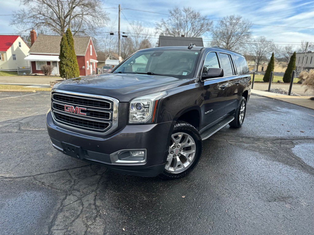 2016 GMC Yukon Image 2