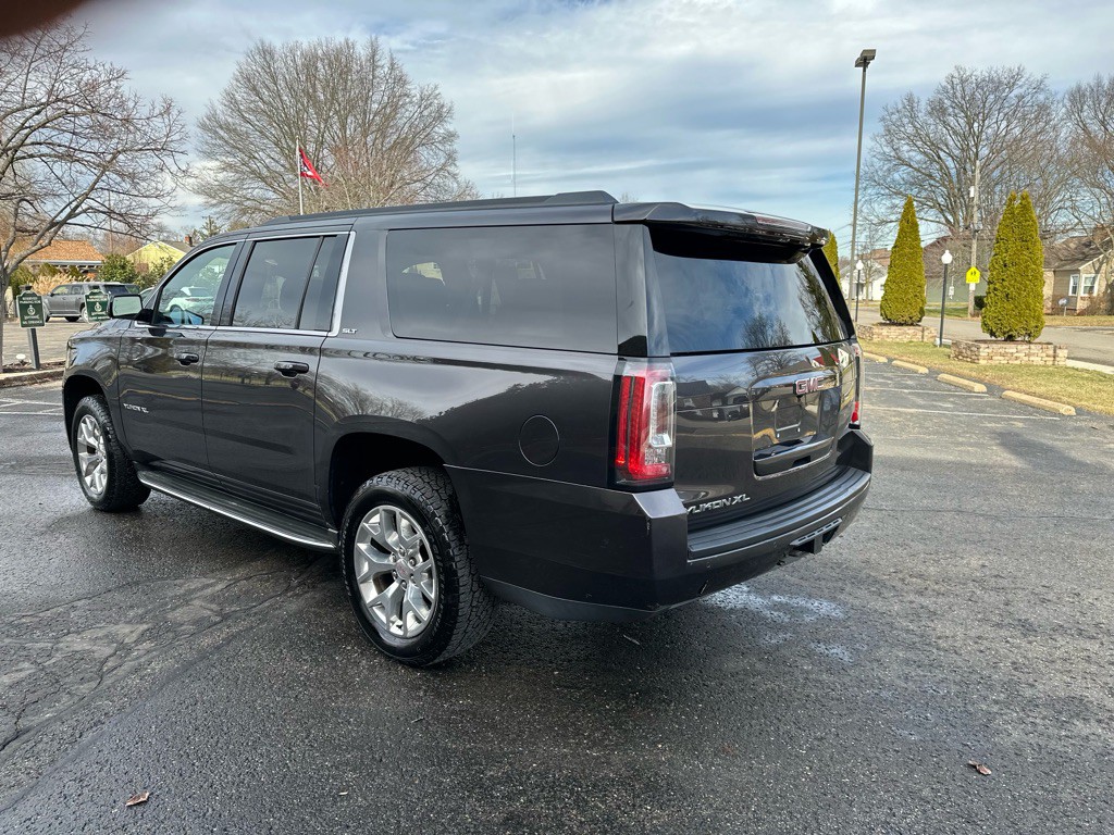 2016 GMC Yukon Image 12