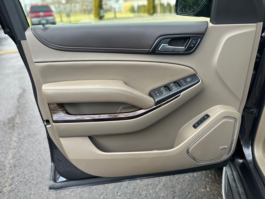 2016 GMC Yukon Image 18