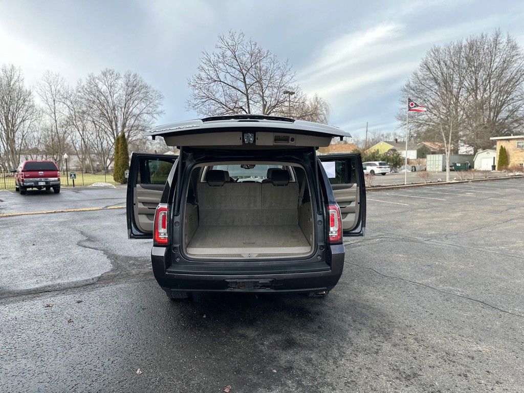 2016 GMC Yukon Image 34