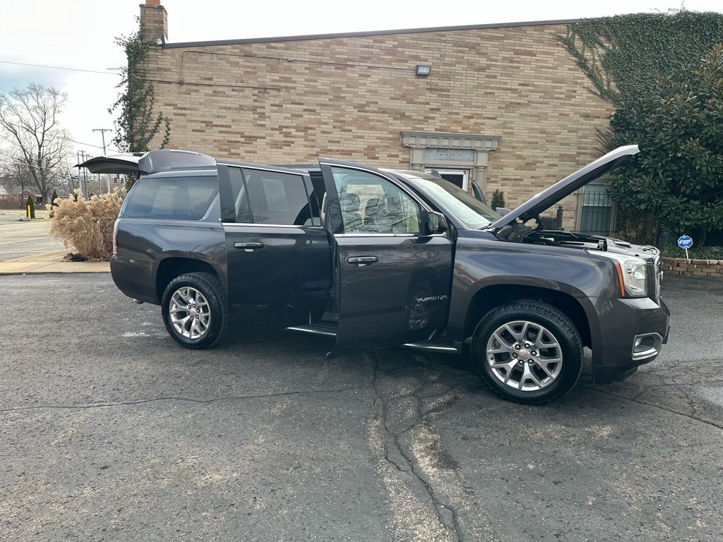 2016 GMC Yukon Image 36