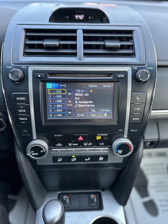 2012 Toyota Camry Image 29