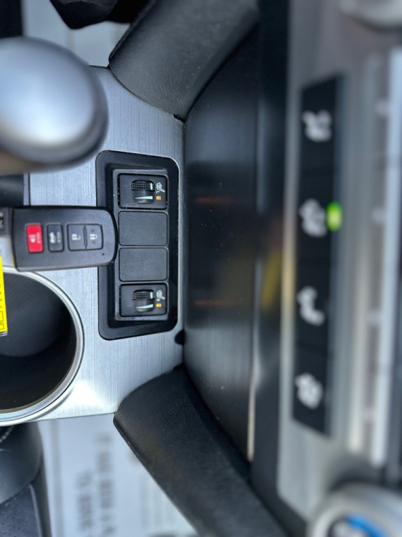 2012 Toyota Camry Image 30