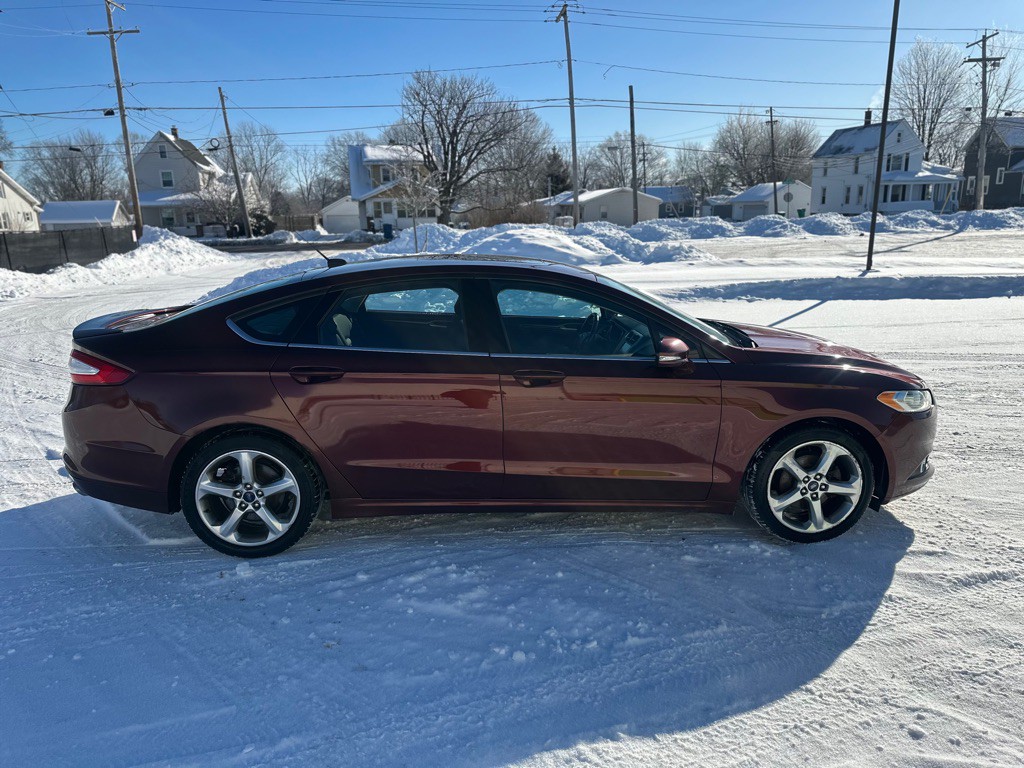 2016 Ford Fusion Image 11