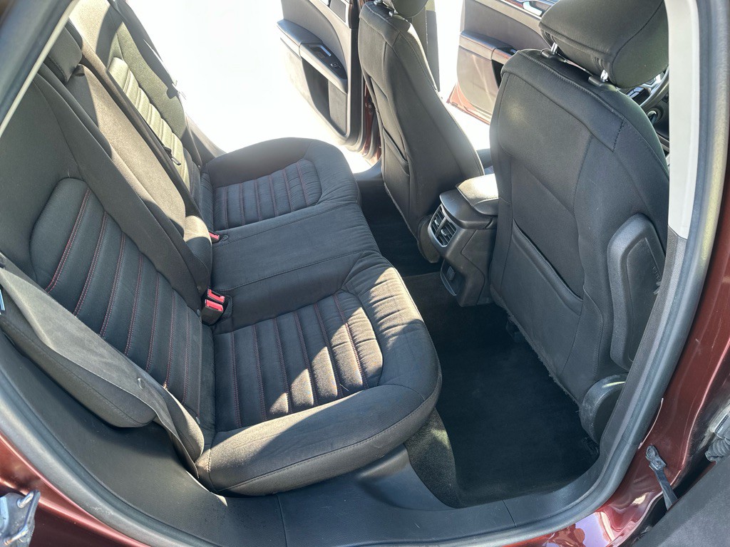 2016 Ford Fusion Image 18