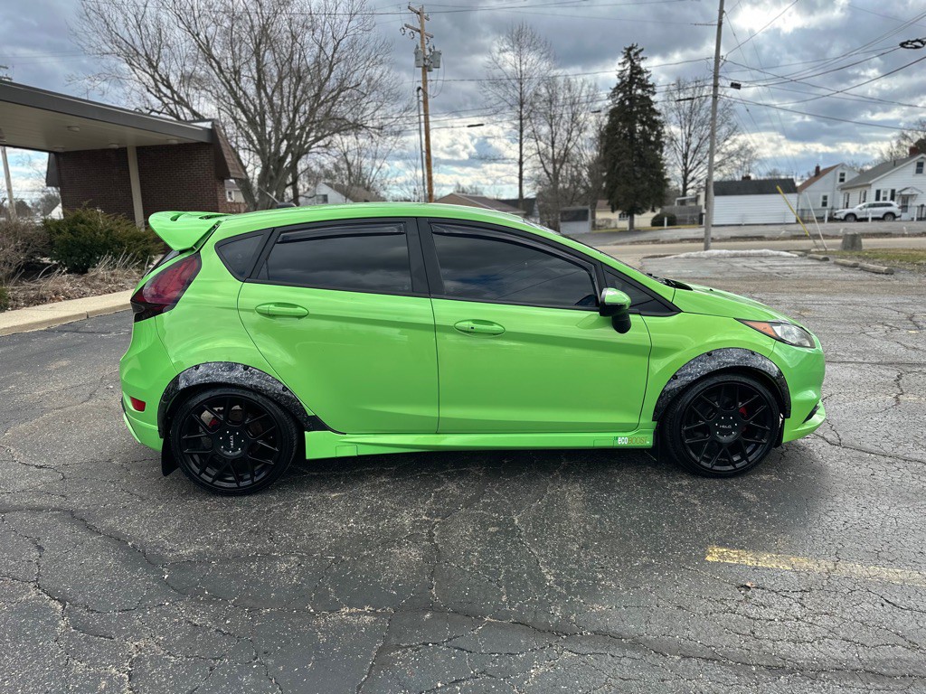 2015 Ford Fiesta Image 11