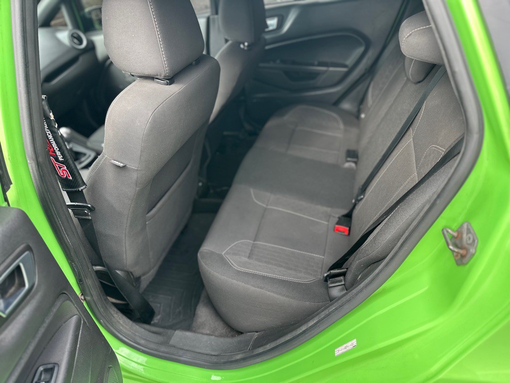 2015 Ford Fiesta Image 15