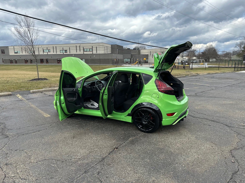 2015 Ford Fiesta Image 23