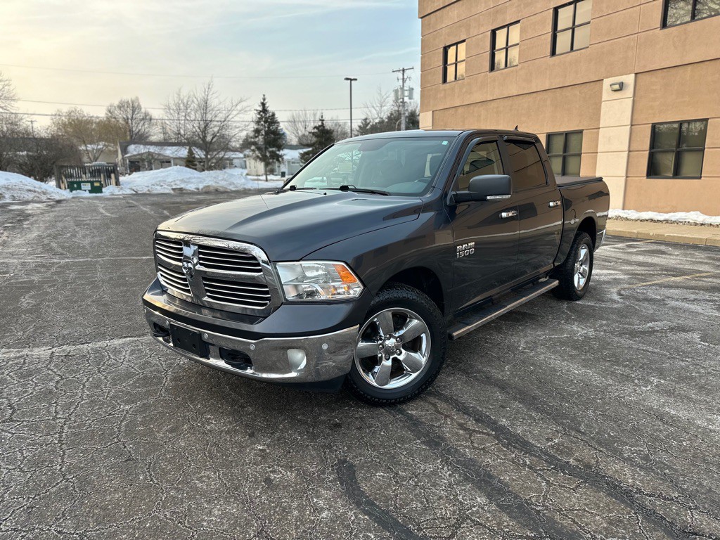 2016 RAM 1500 Image 3