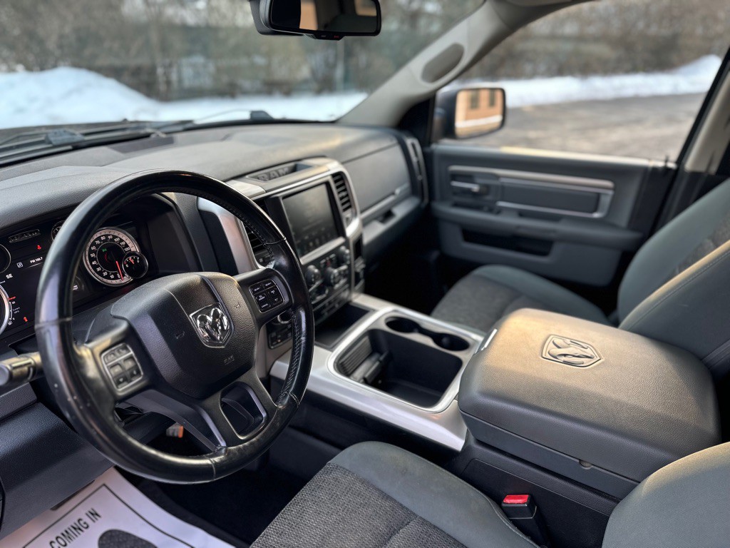 2016 RAM 1500 Image 18