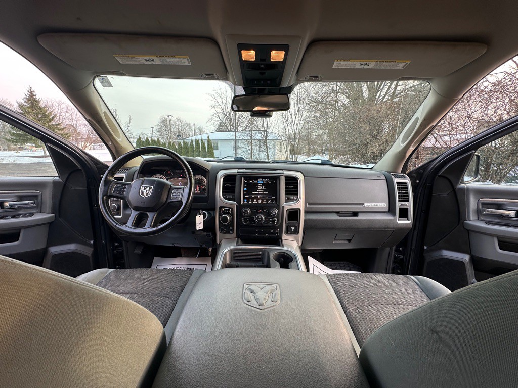 2016 RAM 1500 Image 19