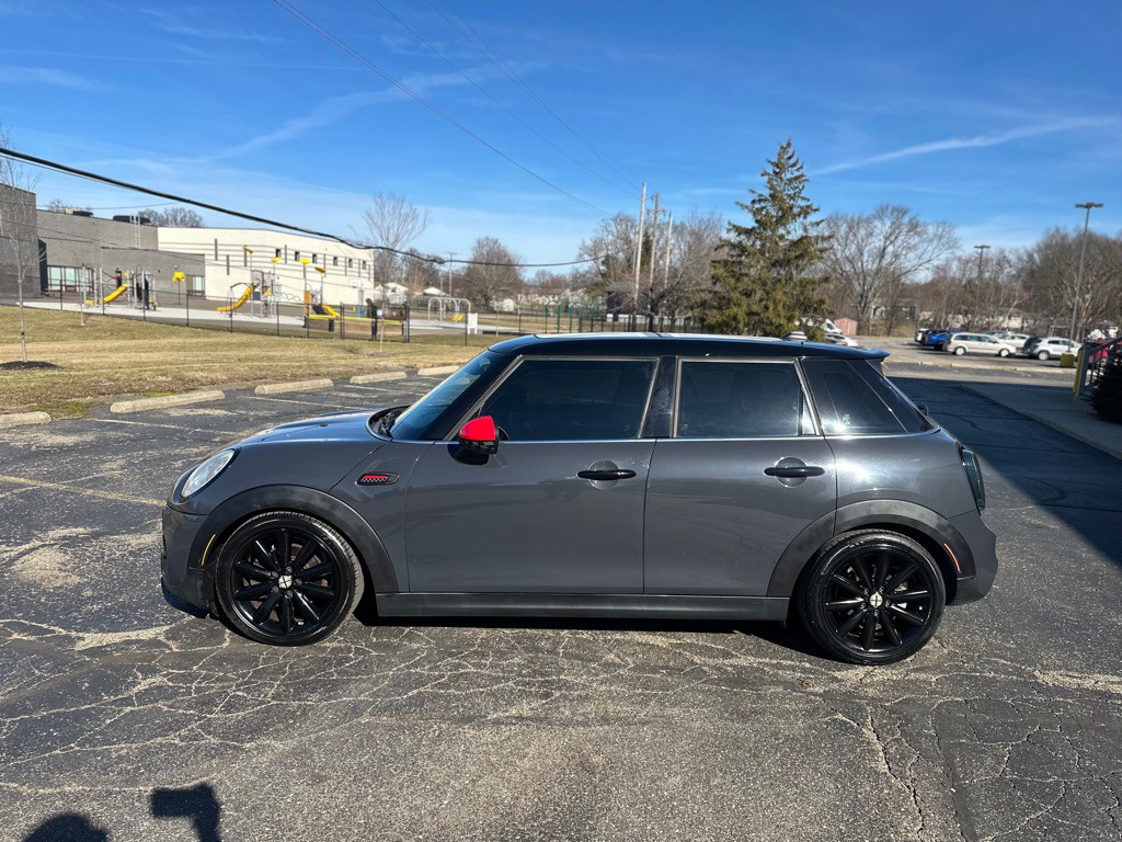 2015 MINI Cooper Image 6