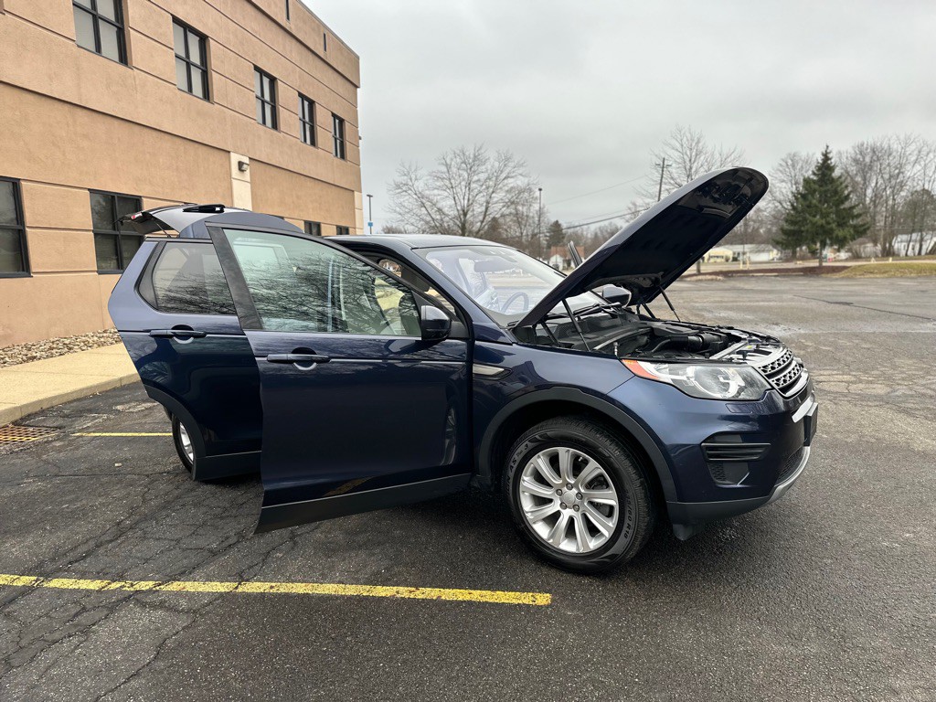 2017 Land Rover Discovery Sport Image 30