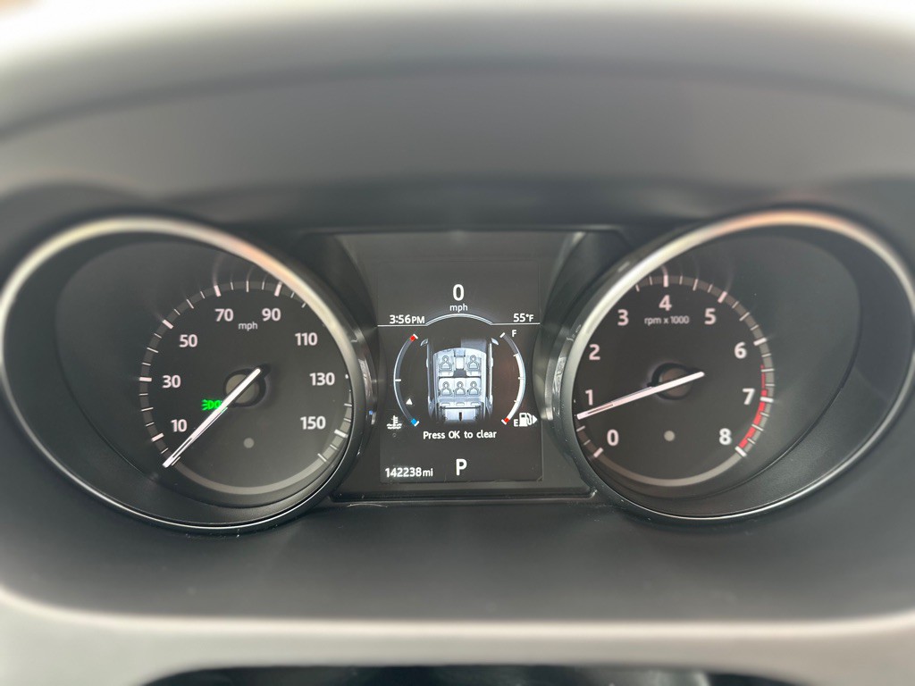 2017 Land Rover Discovery Sport Image 31