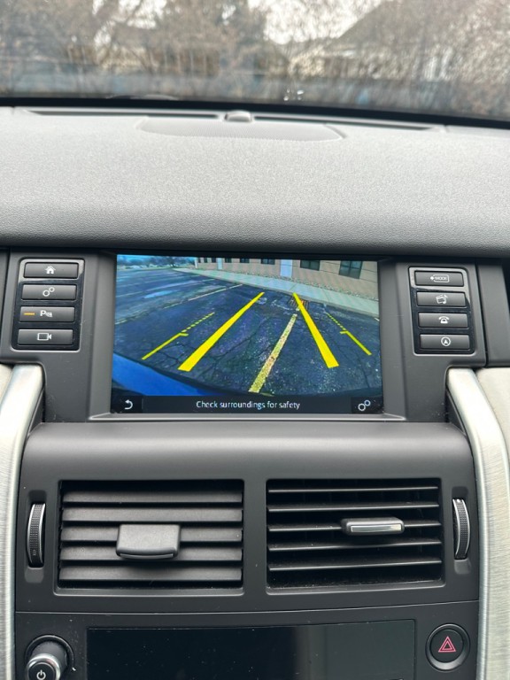 2017 Land Rover Discovery Sport Image 33