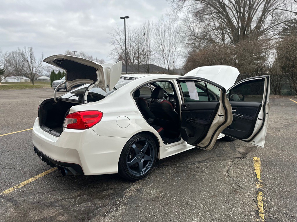 2017 Subaru WRX Image 32