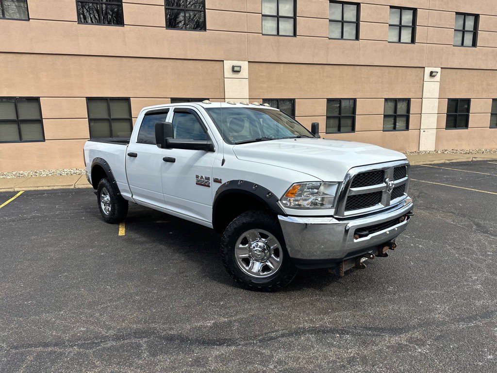 2015 RAM 3500 Image 4