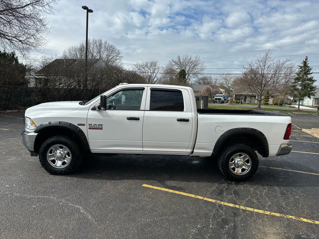 2015 RAM 3500 Image 7