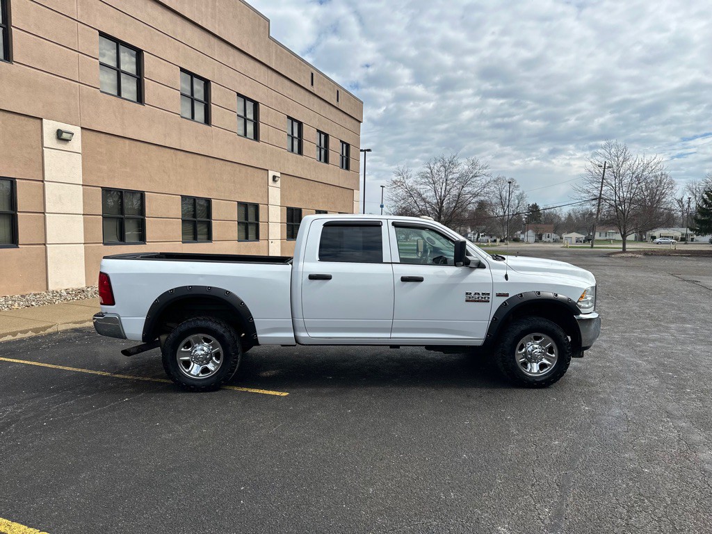 2015 RAM 3500 Image 10