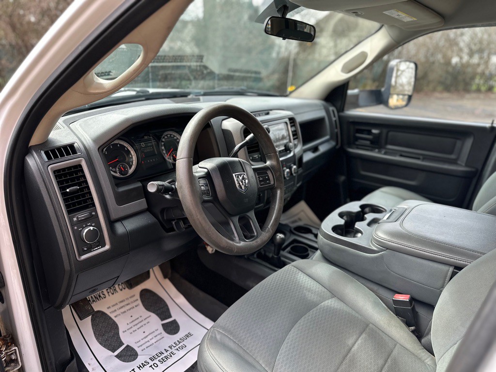 2015 RAM 3500 Image 13
