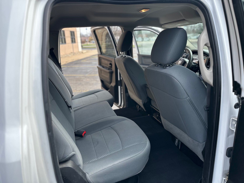 2015 RAM 3500 Image 15