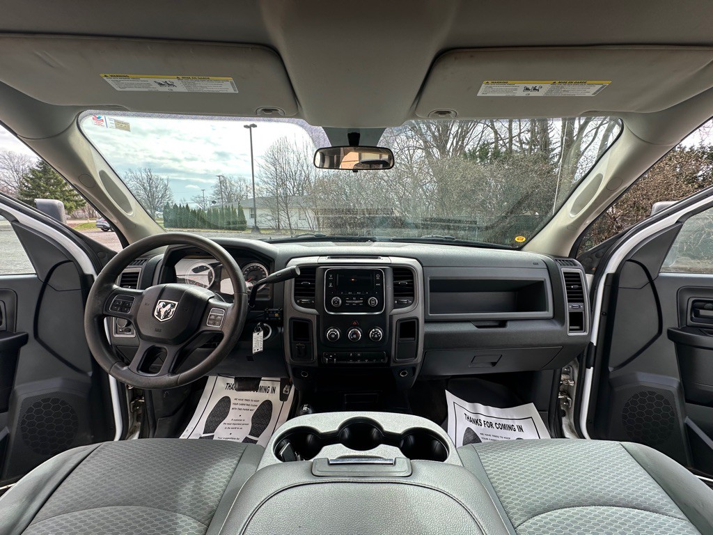 2015 RAM 3500 Image 17