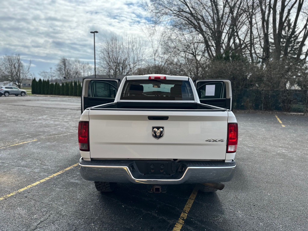 2015 RAM 3500 Image 22