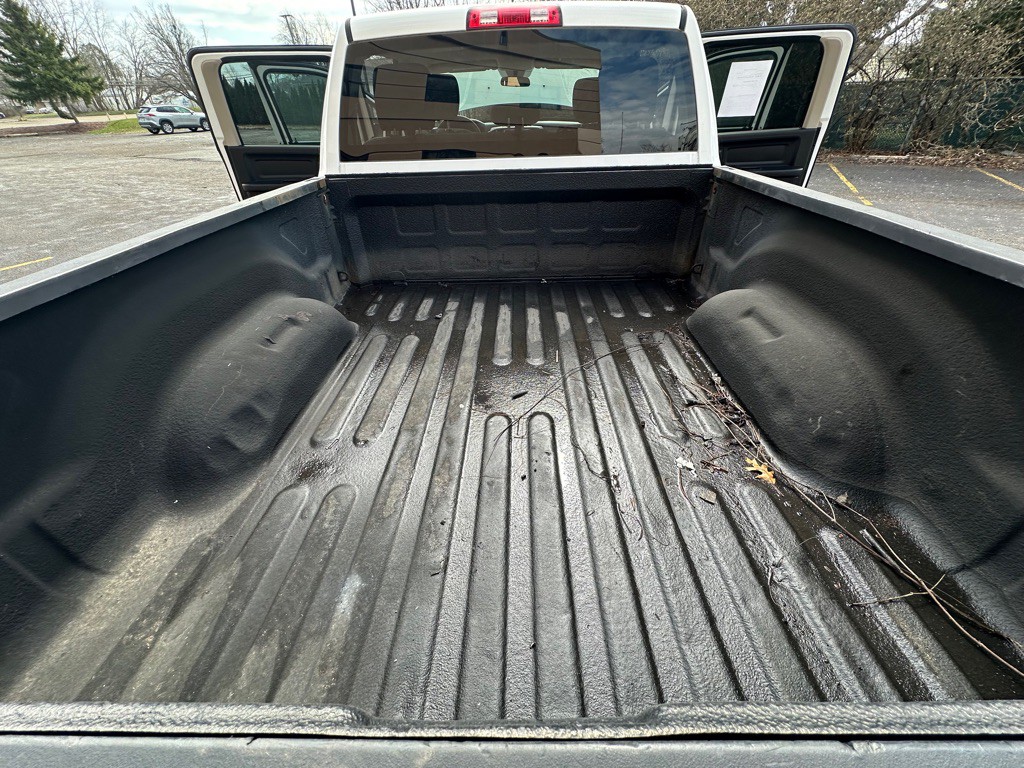 2015 RAM 3500 Image 23