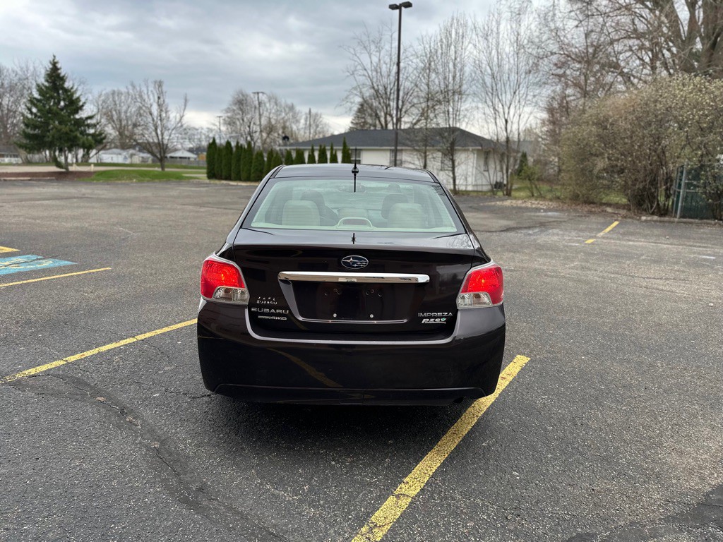 2013 Subaru Impreza Image 12