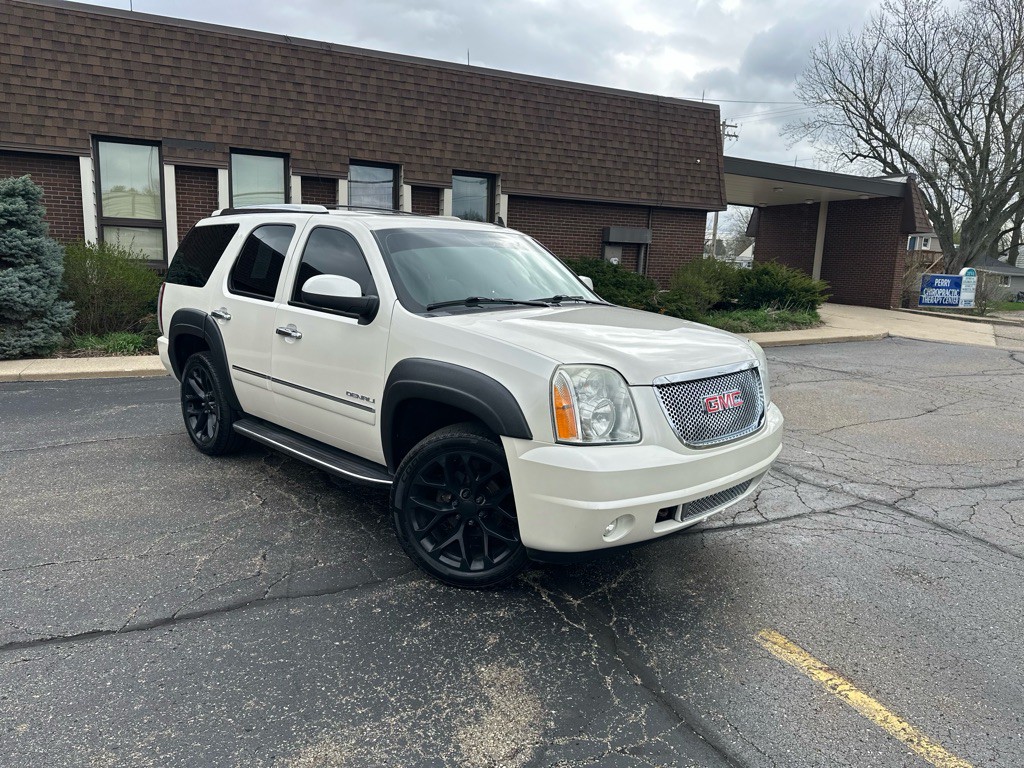 2011 GMC Yukon Image 3