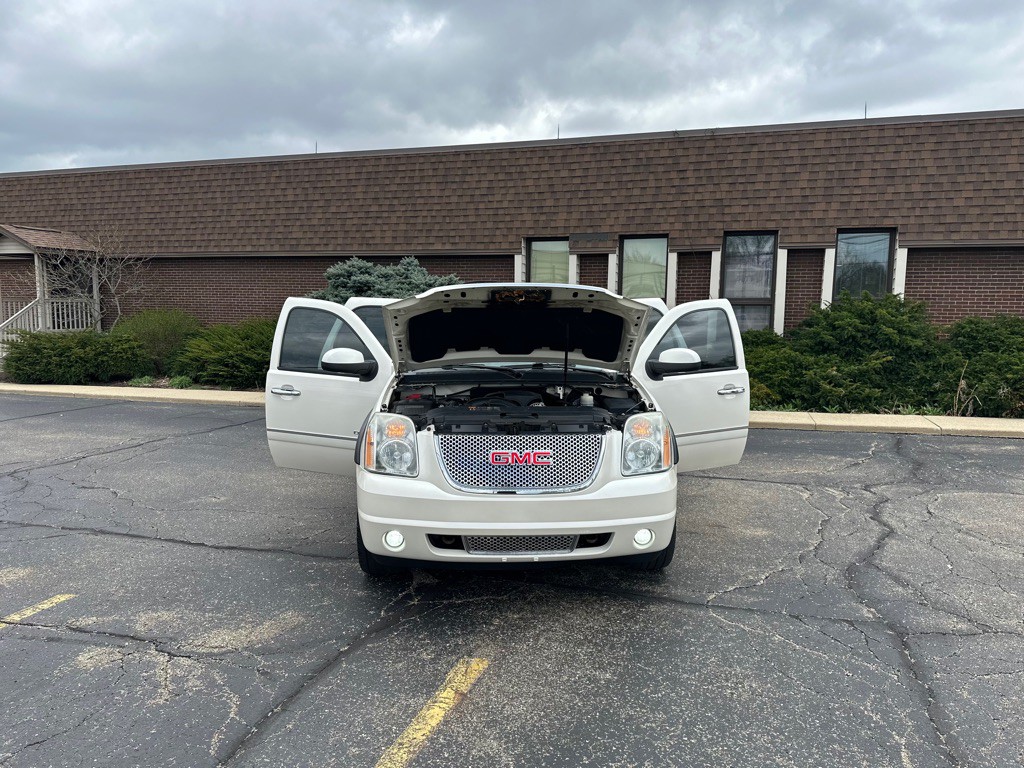 2011 GMC Yukon Image 21