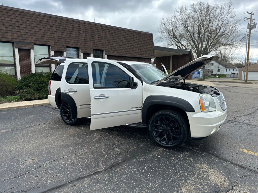 2011 GMC Yukon Image 26