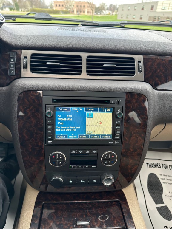 2011 GMC Yukon Image 28