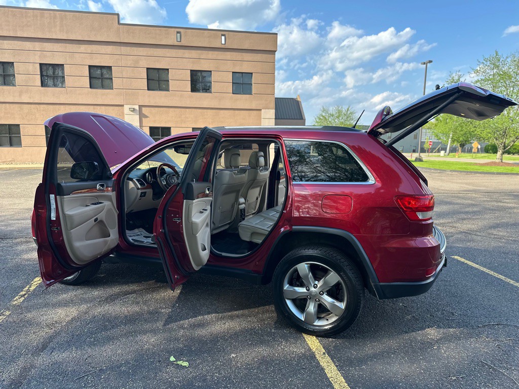2013 Jeep Grand Cherokee Image 26