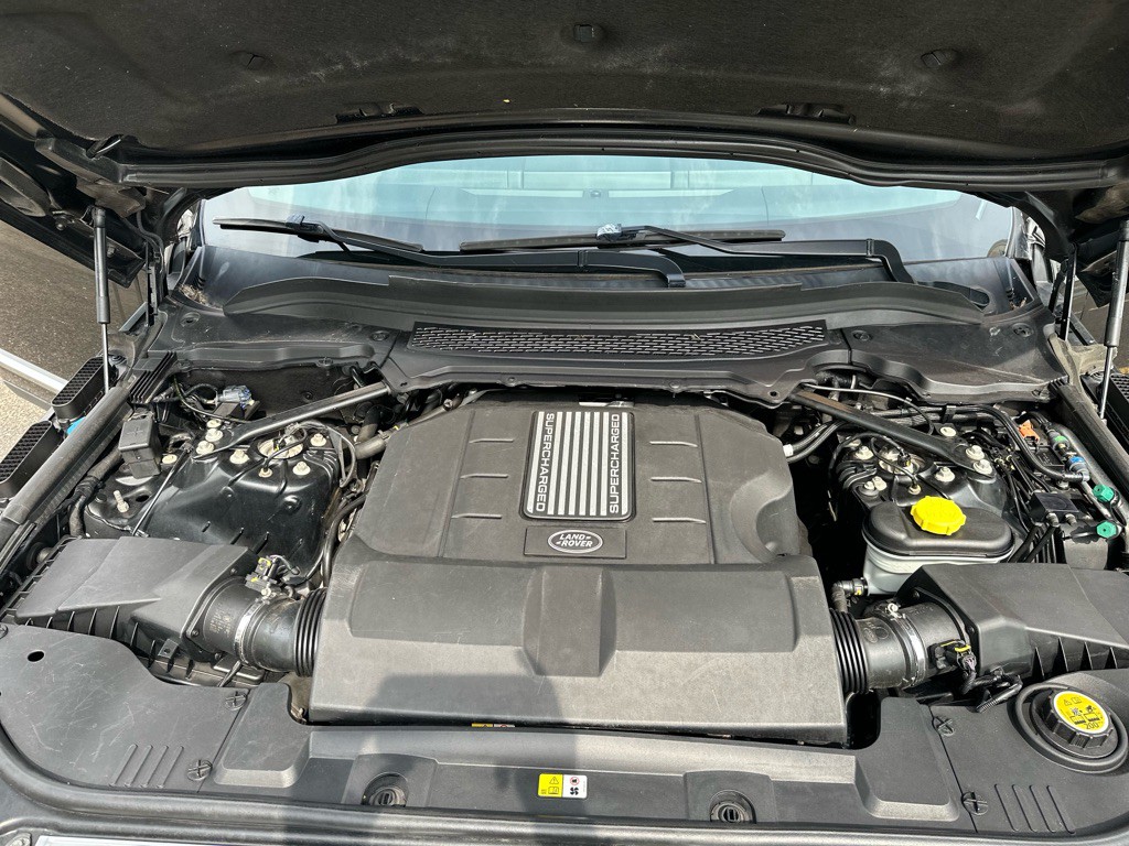 2015 Land Rover Range Rover Image 23