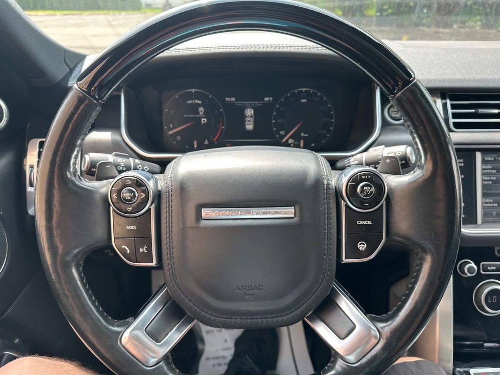 2015 Land Rover Range Rover Image 31