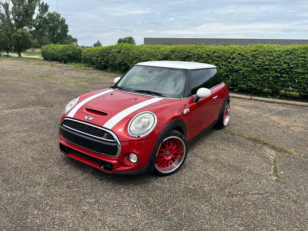 2016 MINI Cooper Image 2