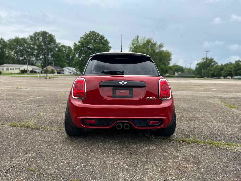 2016 MINI Cooper Image 12