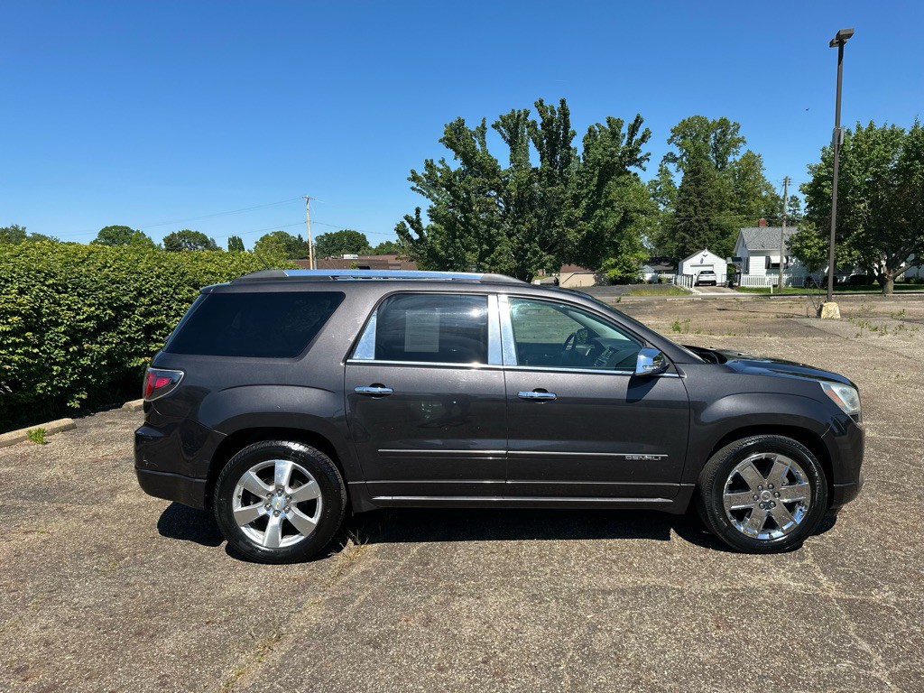 2013 GMC Acadia Image 9