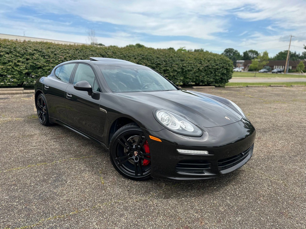 2014 Porsche Panamera Image 3