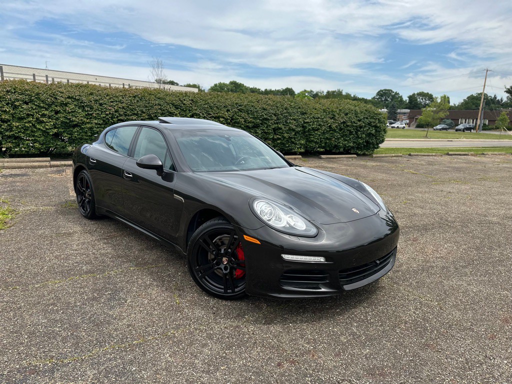 2014 Porsche Panamera Image 6