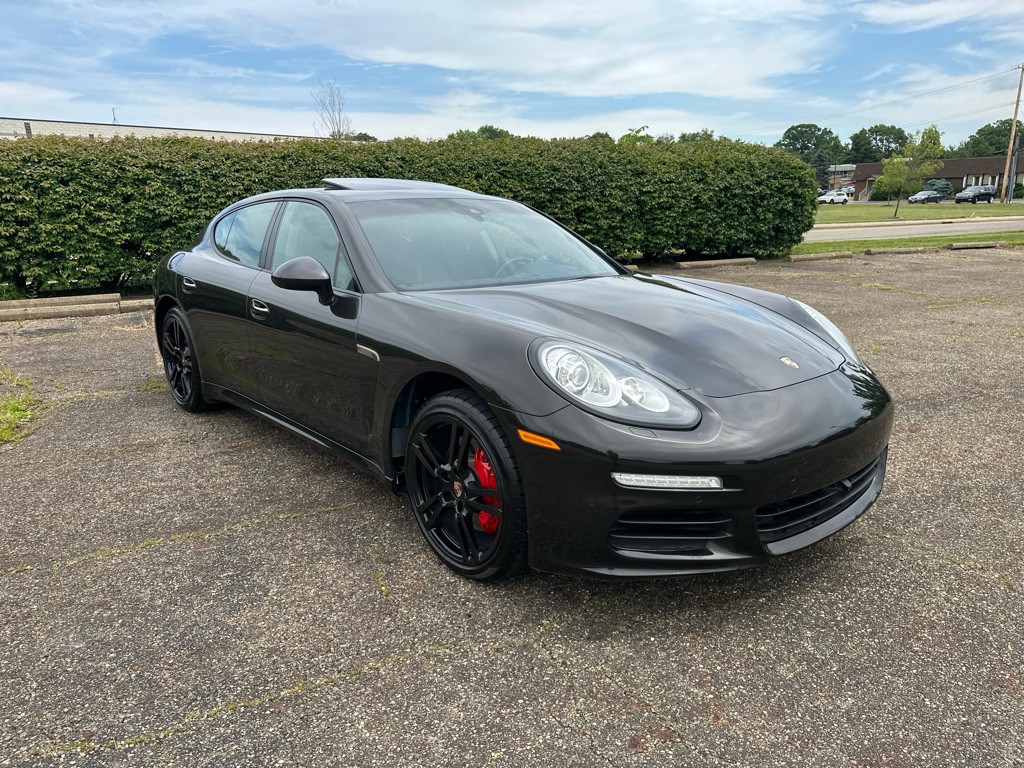 2014 Porsche Panamera Image 15