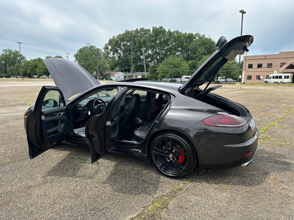 2014 Porsche Panamera Image 29