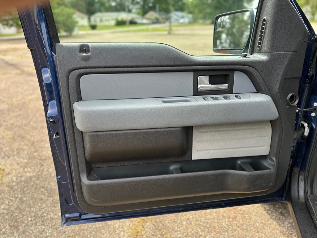 2012 Ford F-150 Image 18