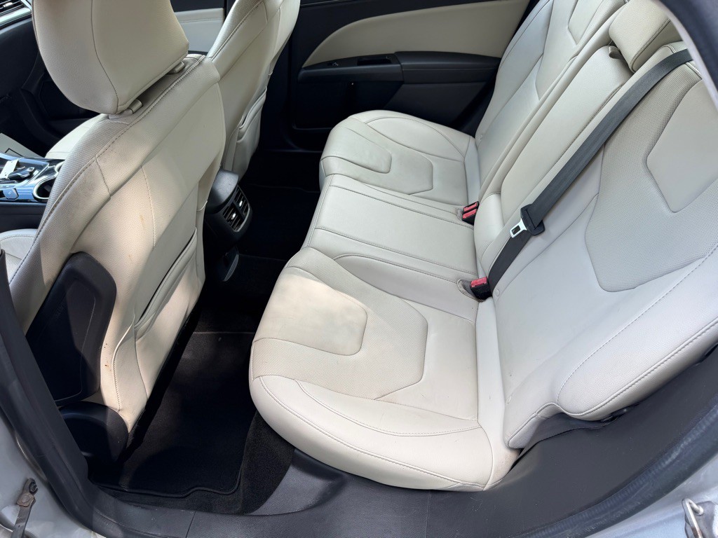 2016 Ford Fusion Image 13