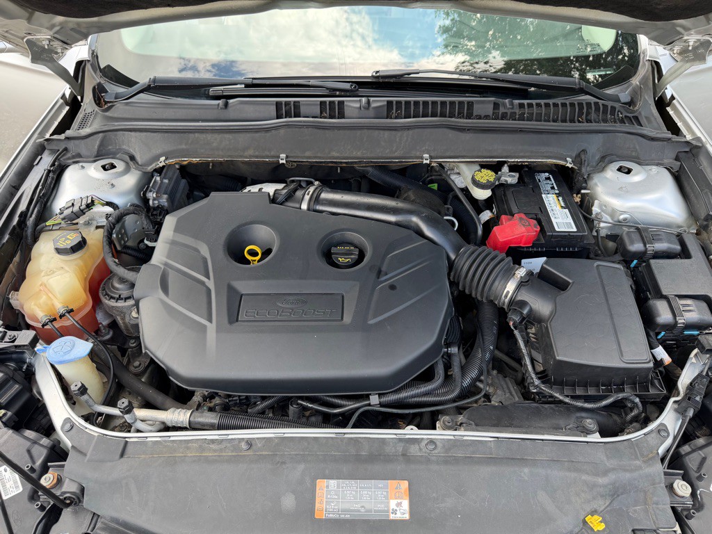 2016 Ford Fusion Image 18