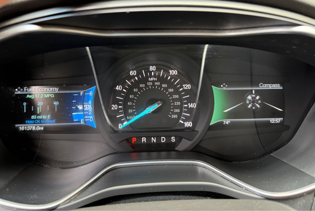 2016 Ford Fusion Image 27