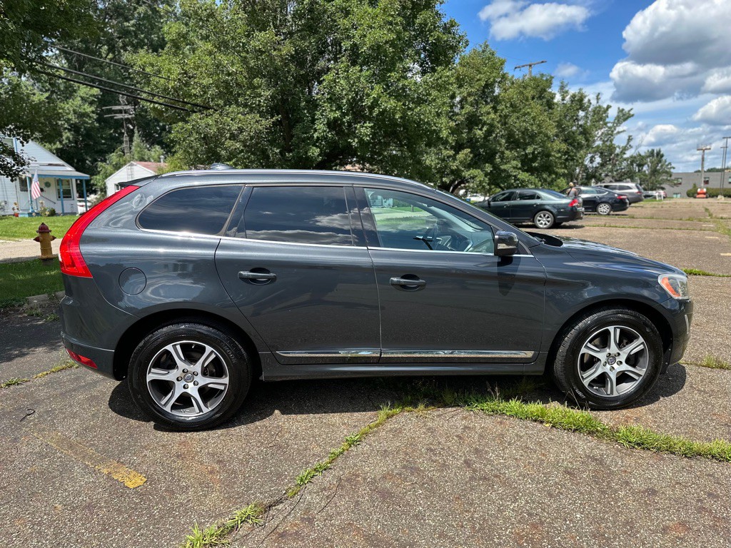 2014 Volvo XC60 Image 12