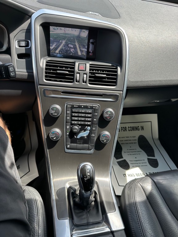 2014 Volvo XC60 Image 31