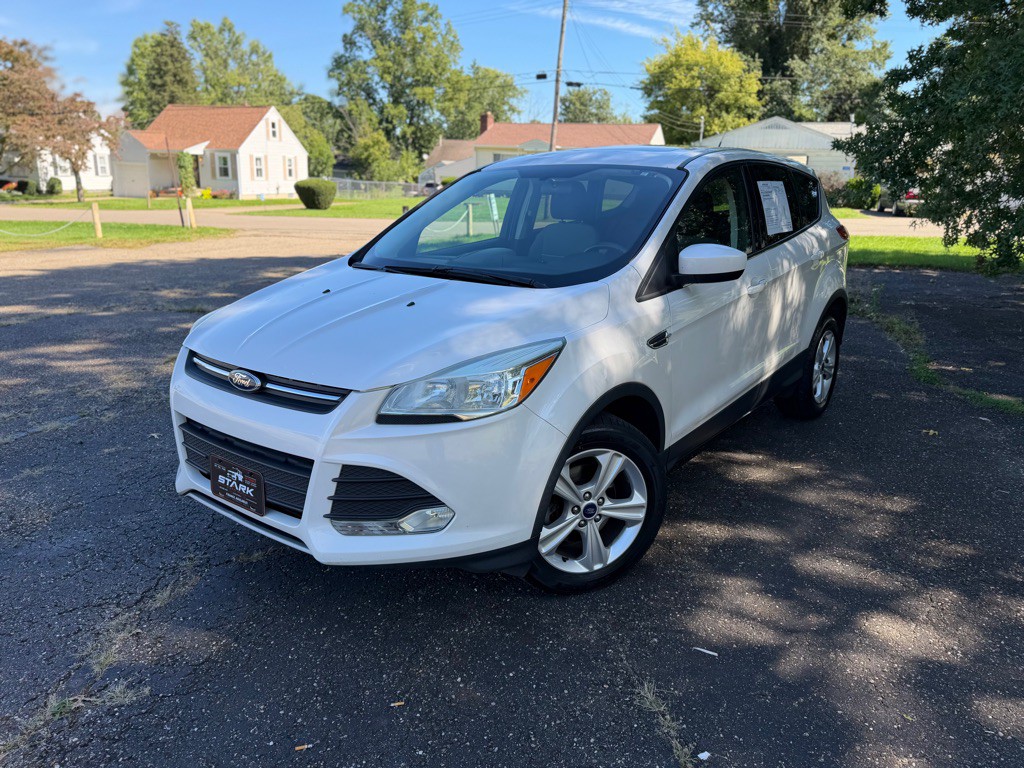 2015 Ford Escape Image 1